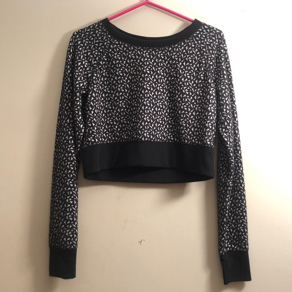 3 FOR $20 Cropped Mossimo Top